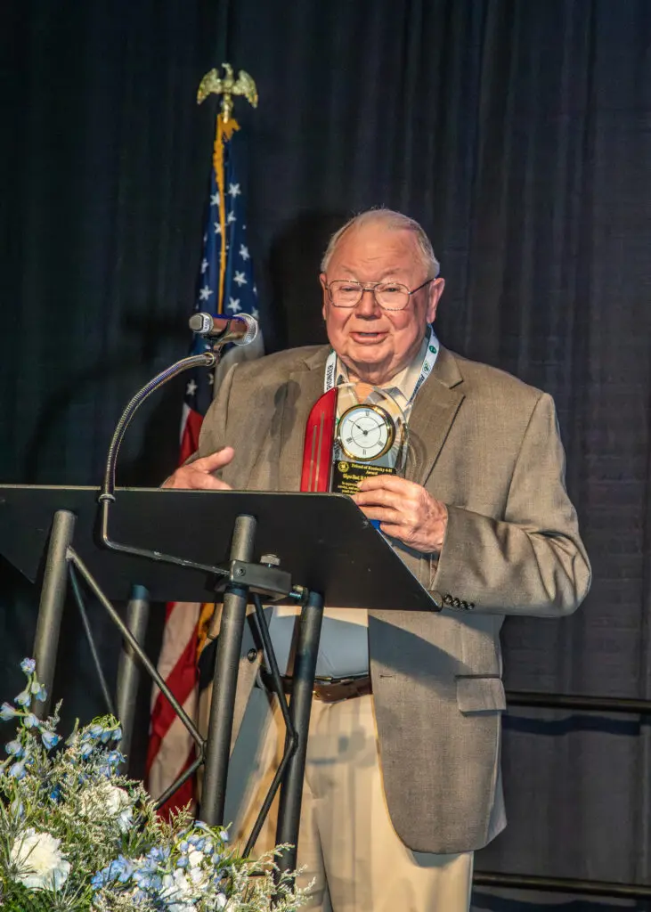 Mr. Hunt accepting the award.